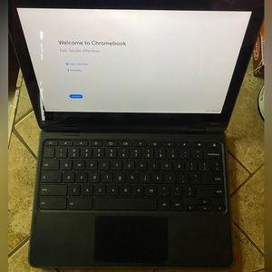 HP Touchscreen 11.6’ Chromebook.